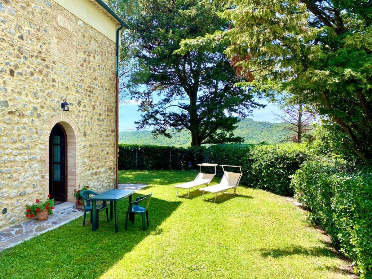 Agriturismo L'Antica Quercia Pomarance Exterior photo